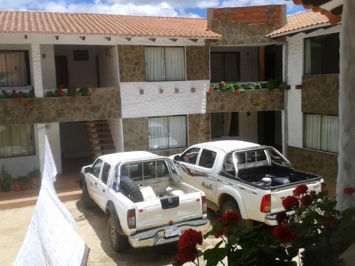 Plaza Pueblo Hotel Vallegrande Exterior foto