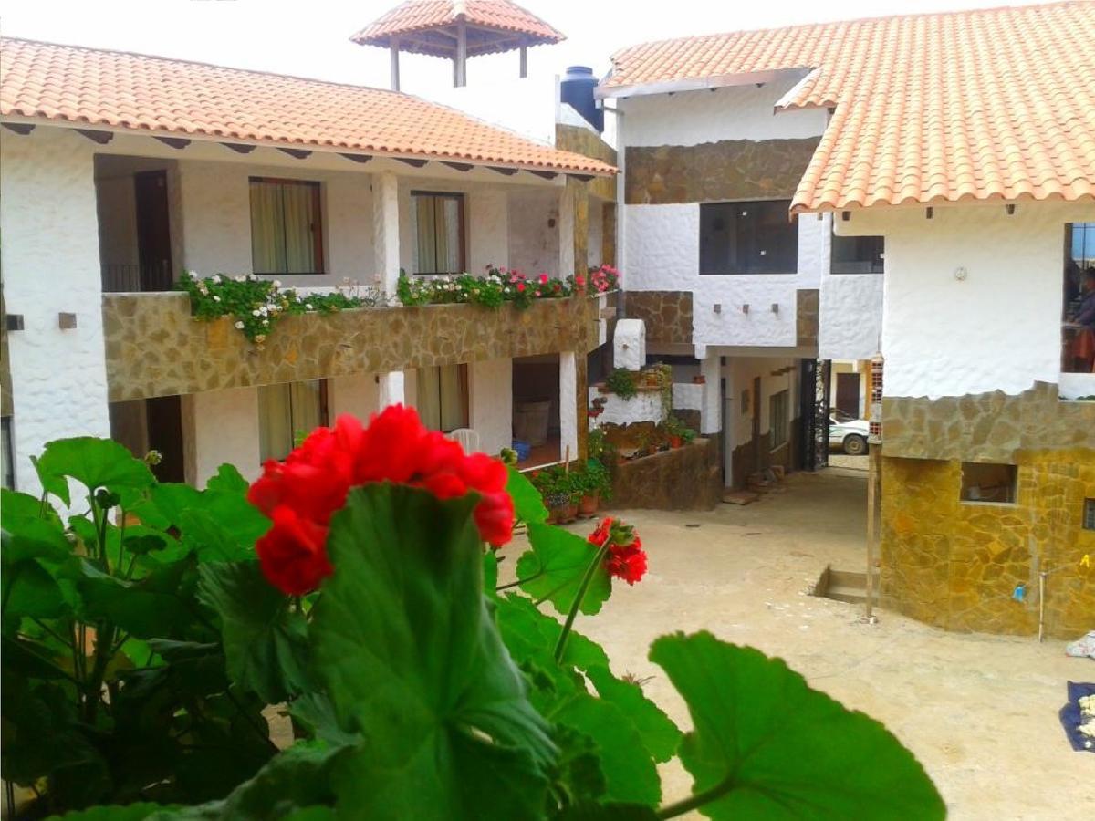 Plaza Pueblo Hotel Vallegrande Exterior foto